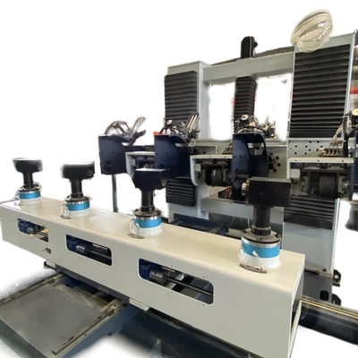 comprare Una levigatrice automatica di 6 assi per gli accessori per tubi d'ottone fabbricazione online