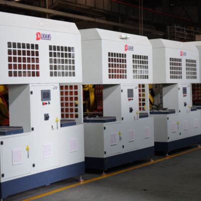 comprare Macchina ABB Robotica per Smerigliatura e Lucidatura Metalli per Sbavatura Industriale fabbricazione online