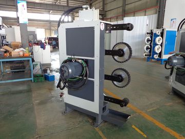 comprare Operazione robot di metallo della levigatrice automatica della superficie per scandagliare i montaggi fabbricazione online