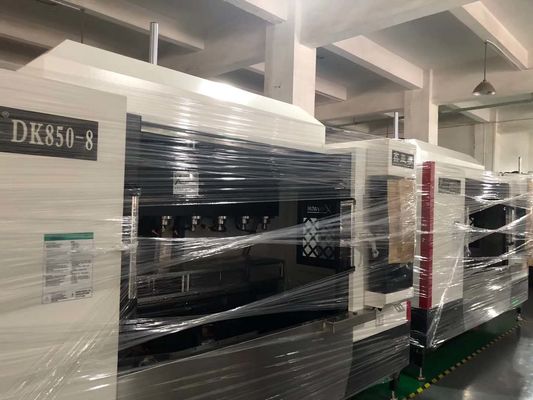 comprare Levigatrice abrasiva del rubinetto di 6 assi per le parti di metallo fabbricazione online