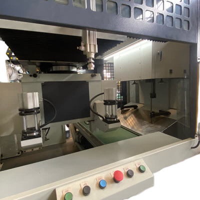 360 chilowatt di lucidatura automatici 380V della macchina 35 per i rubinetti del bacino dell'acciaio inossidabile