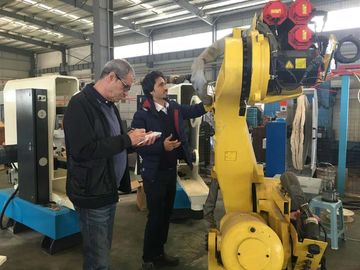 comando digitale Completo della macchina per la frantumazione del robot di 12KW 380V per i ricambi auto stridenti