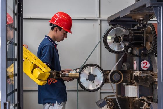 Smerigliatrice di superficie di lucidatura robot Processing Machine di industriale di controllo di computer